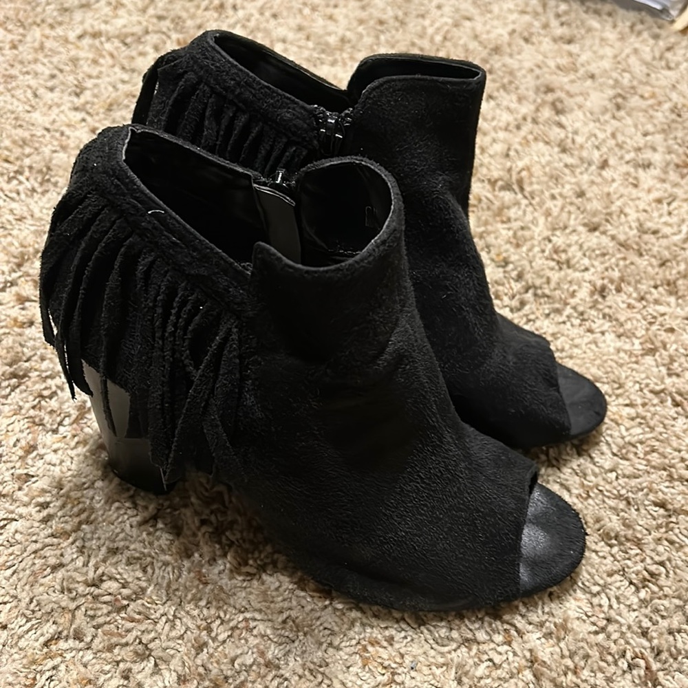Spirit Moda black suede peep toe booties with inner side zipper size 10